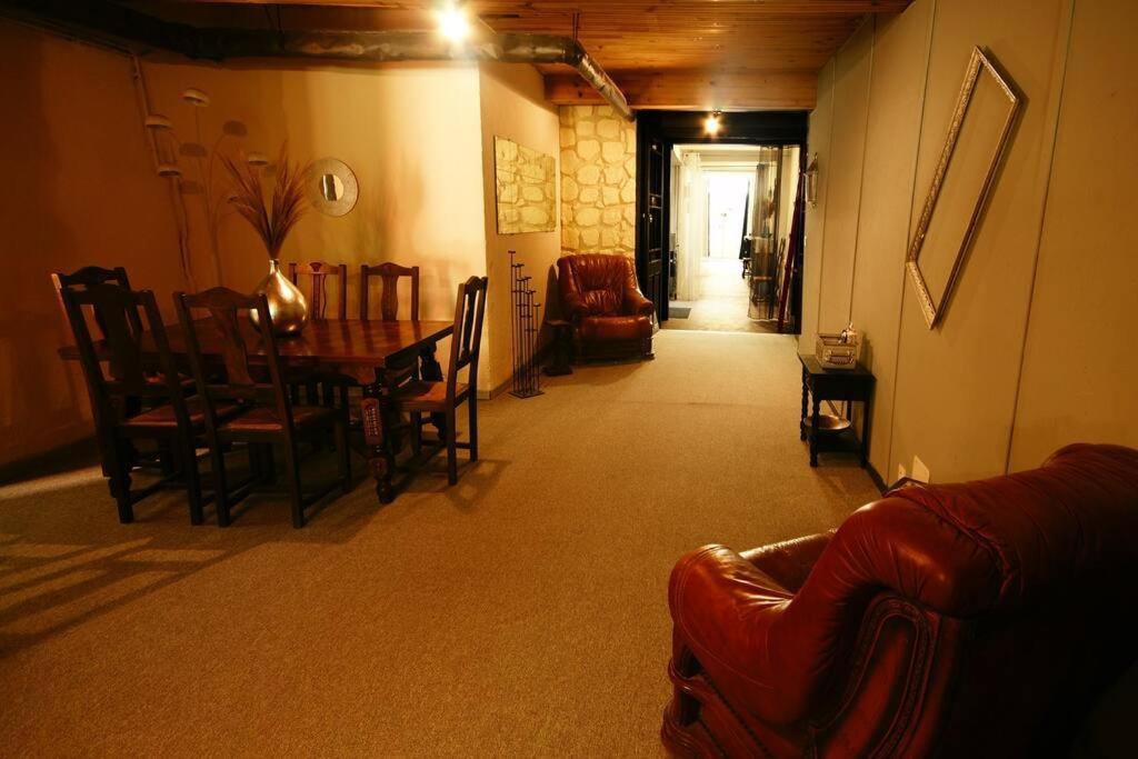 Chambre Dans Maison De Ville - 2 Personnes Oloron-Sainte-Marie Eksteriør bilde